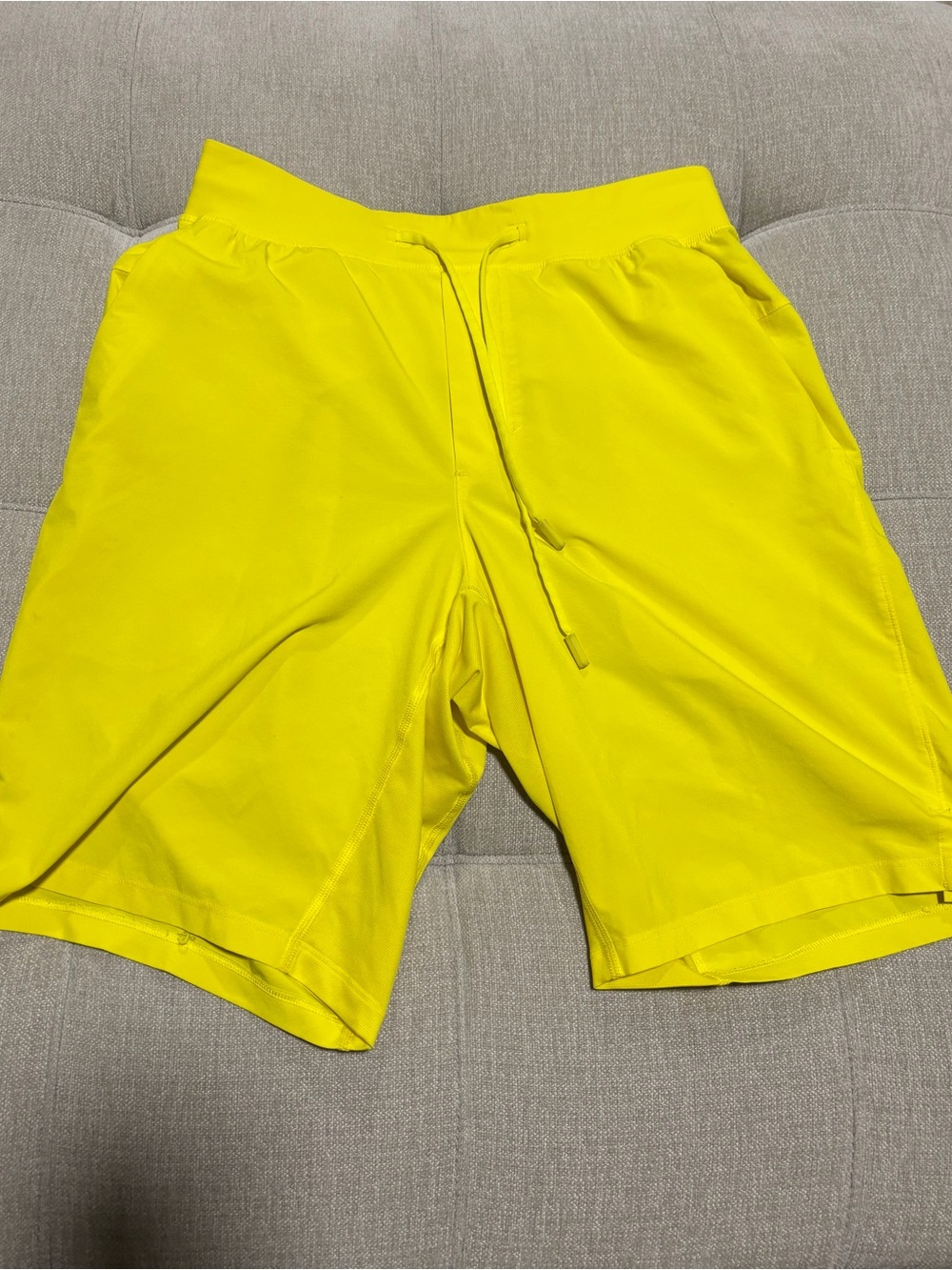 Lululemon Mens T.H.E Short 9” Linerless, Size S